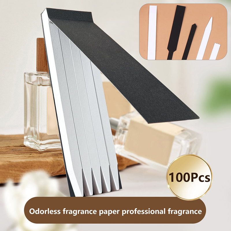 กระดาษทดสอบน้ำหอม กลิ่นอโรมาเธ - Fragrance World Perfume บทวิจารณ์และราคา